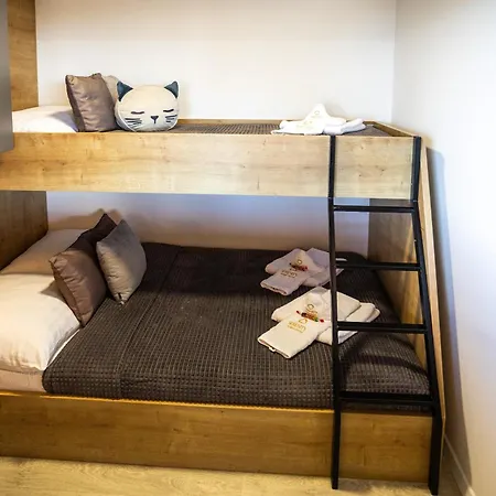 Serenity Mobile House *