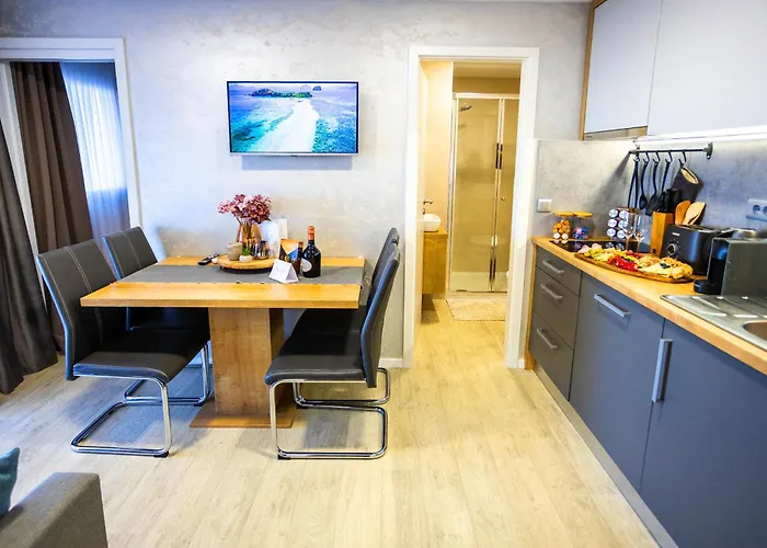 Serenity Mobile House 度假居 *