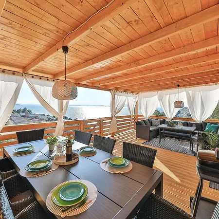 Serenity Mobile House *