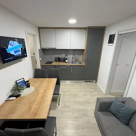 Serenity Mobile House
