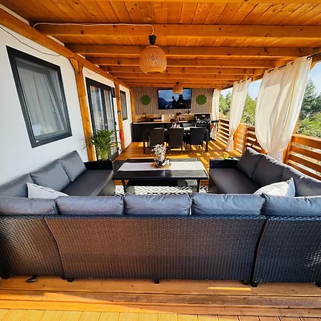 Serenity Mobile House Holiday home Drage