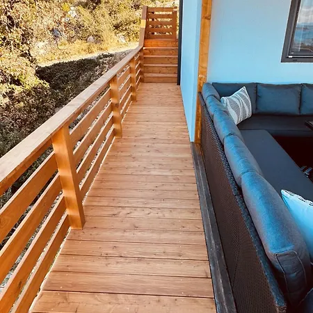 Serenity Mobile House Holiday home Drage