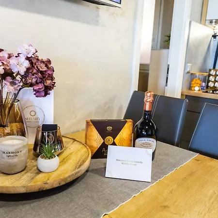 Serenity Mobile House *