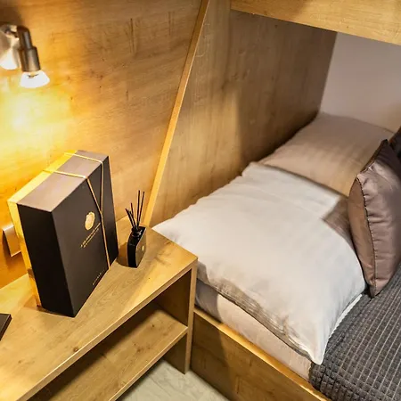 Serenity Mobile House *