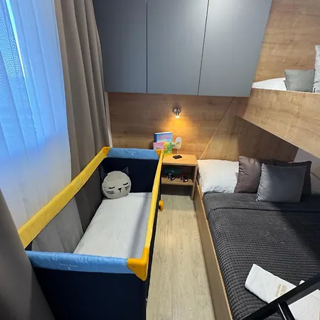 Serenity Mobile House *